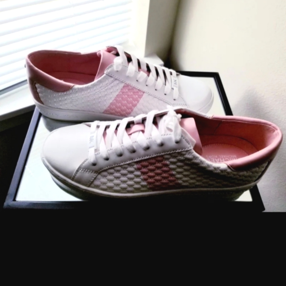 MICHAEL KORS women's shoes